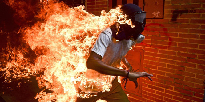 Lélegzetelállító az idei World Press Photo győztes képe