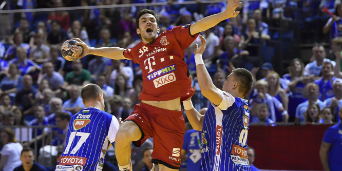 Megható beszéddel búcsúzott csapattársától a veszprémi kézis