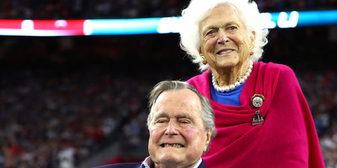 Súlyos beteg az egykori first lady, Barbara Bush