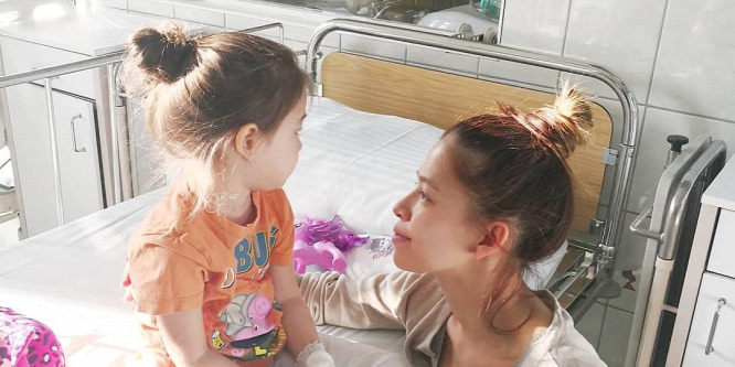 Caramel és Szilágyi Szilvia kislányát, Szofit megműtötték