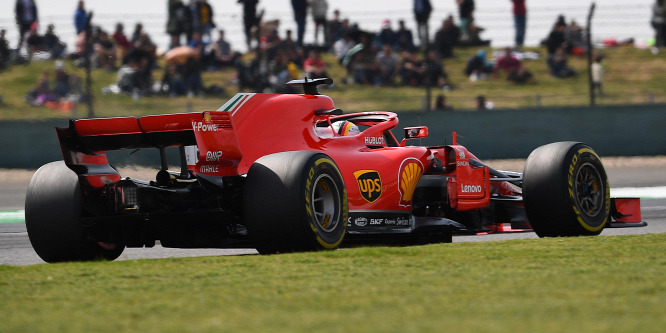 Nem bünteti az FIA a Ferrarit a füstölgő motorok miatt