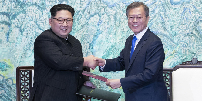 Észak-Korea megkezdte a propaganda-hangszórók leszerelését