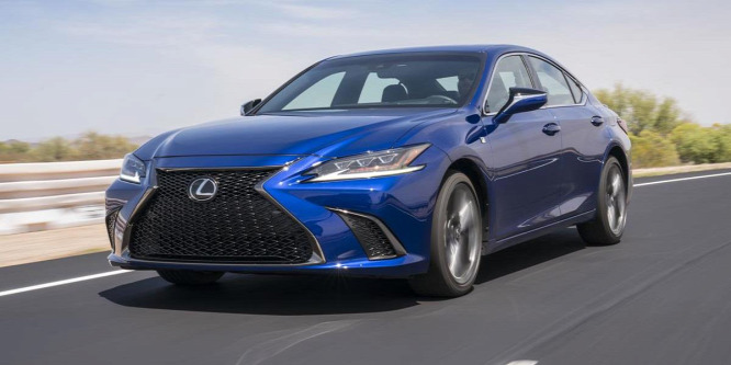Nem adja fel a Lexus, új típust küld az 5-ös BMW ellen