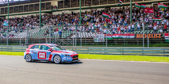 Közös hétvégén versenyez a WTCR és a Kamion-Eb mezőnye a Hungaroringen