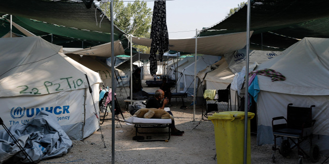 Botrány egy görög migránstáborban: szír nőket zaklattak algériai férfiak