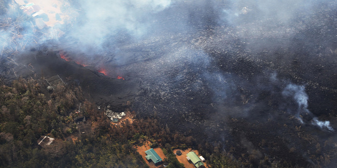 Már házakat is tarolt a Kilauea vulkán Hawaii Nagy Szigetén