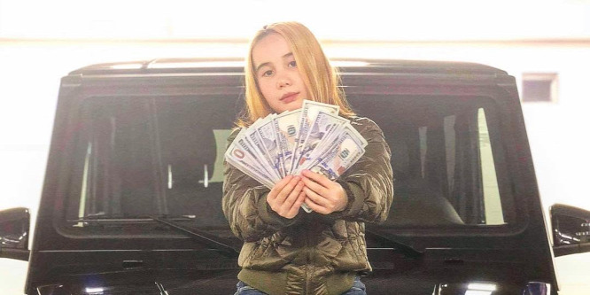 A 9 éves botrányos rappernek, Lil Tay-nek már majdnem 2 millió követője van