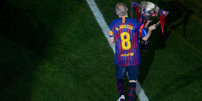 Elhalasztották Iniesta szoboravatóját