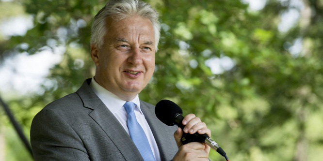 A Trianonra adott válaszok az életet jelentik a következő évszázadokra