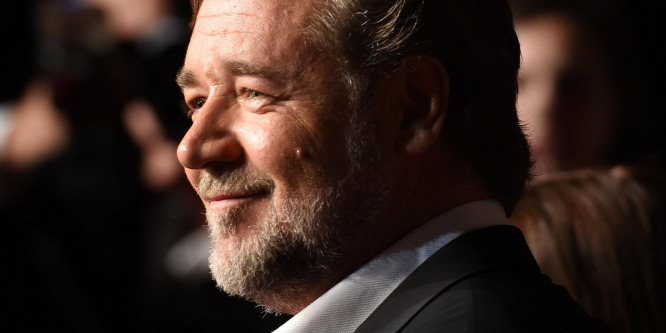 Új barátnőjével mutatkozott nyilvánosan Russel Crowe