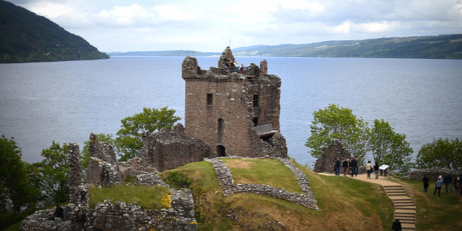 Egy 12 éves kislány lefotózta a Loch Ness-i szörnyet