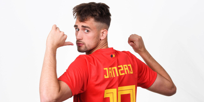 Januzaj bombagóljával vezet Belgium