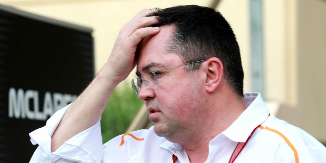 Azonnali hatállyal távozik a McLaren csapatfőnöke