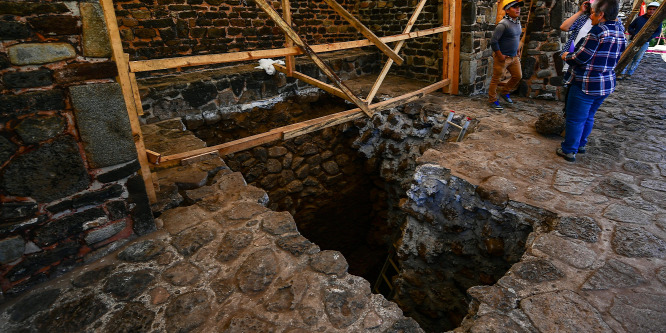 Egy földrengés tárt fel egy ősi templomot Mexikóban