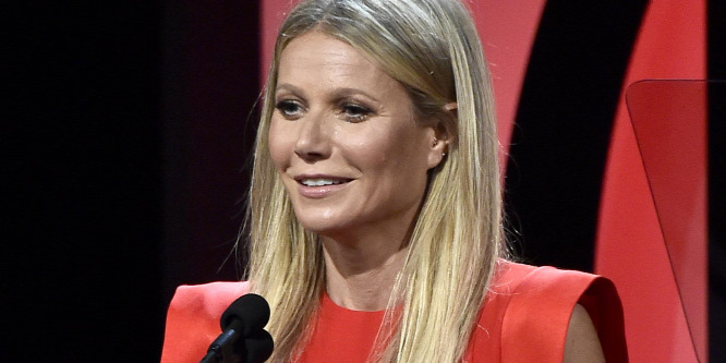 Gwyneth Paltrow először mutatott fotót a titkos esküvőjéről