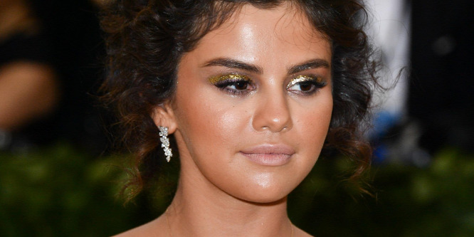 Újra kórházba került Selena Gomez