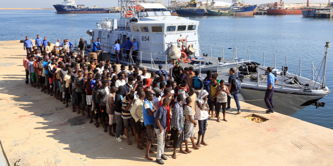 Rettenetes jóslat: 140 millió migráns zúdulhat Európára