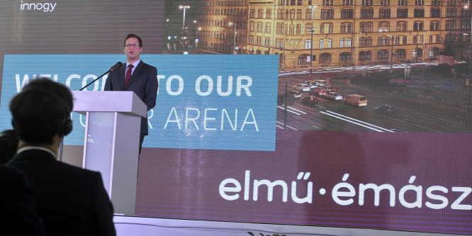 Gulyás Gergely: Versenyelőnyt jelent a mérsékelt energiaár