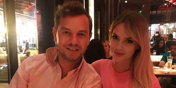 Nacsa Olivér megkérte barátnője, Somossy Barbara kezét