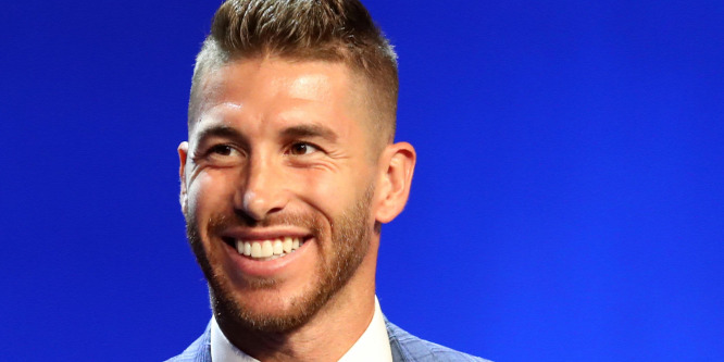 Ramos a legjobb védő, a díj átvétele után gúnyolódott kicsit Szalahon