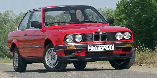 A legkisebb királyfi - BMW 316 (1984) veterán teszt