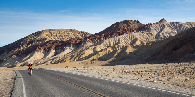 Szédít hágóktól a Death Valley-ig: a világ legkeményebb bringás útvonalai