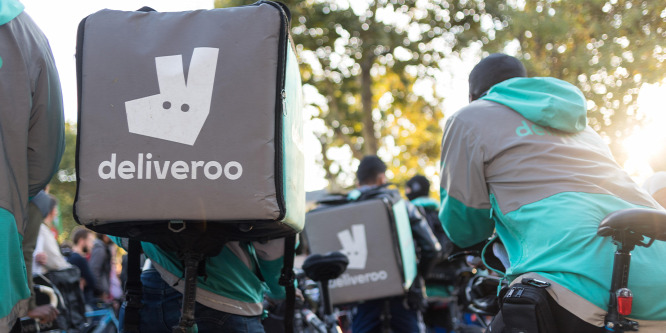 Az Uber meg akarja venni riválisát