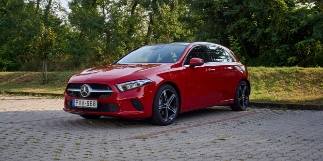 Nagyobb autót vehet, de okosabbat nemigen – Mercedes A200 teszt