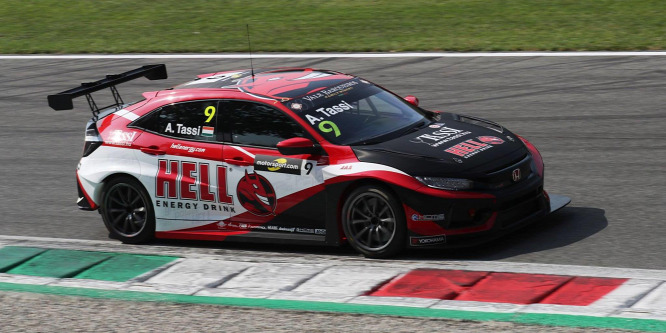 Tassi Attila nyerte a TCR Európa-kupa barcelonai időmérőjét