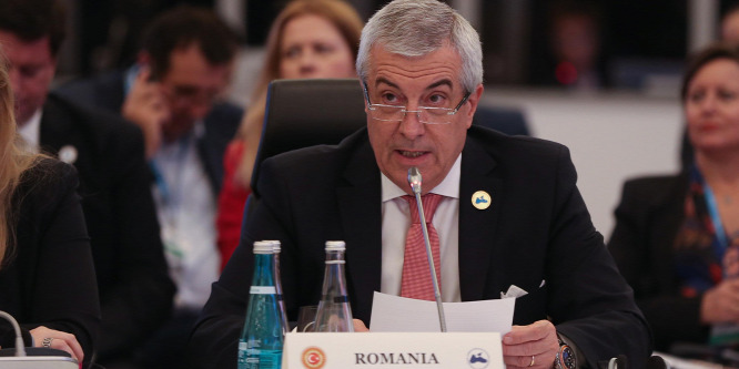 Kenőpénz elfogadásával gyanúsítja a DNA Tariceanu román szenátusi elnököt