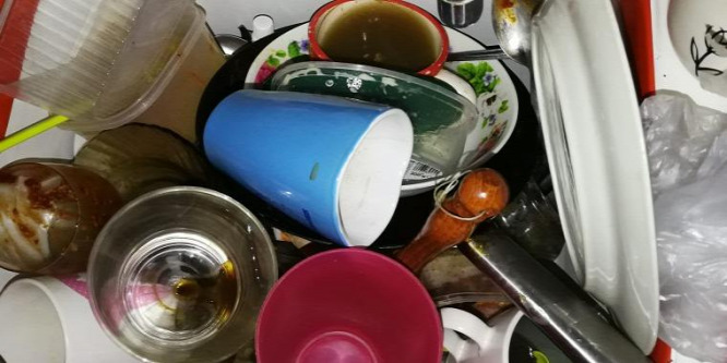 Természetes anyagokkal könnyedén kitisztítható az eldugult mosogató lefolyója