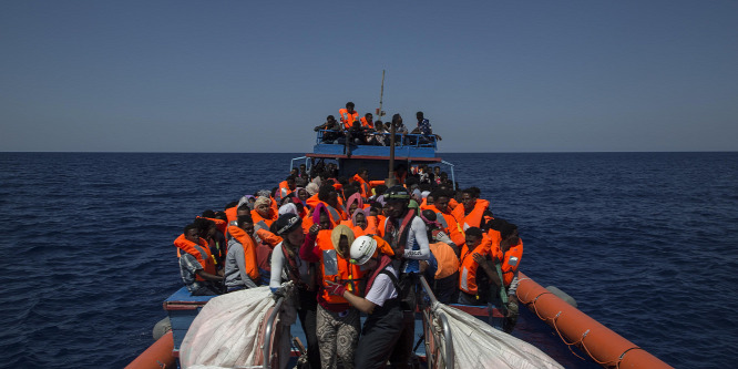 Egyre több ország tiltakozik a Soros-féle migránshajók ellen