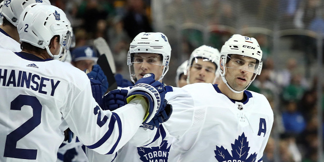 NHL: Tavares mesternégyesével győzött a Toronto