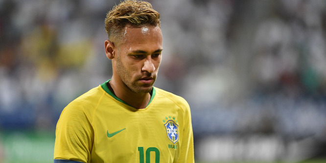 Neymar a brazi válogatottal edz, de nem biztos, hogy játszik