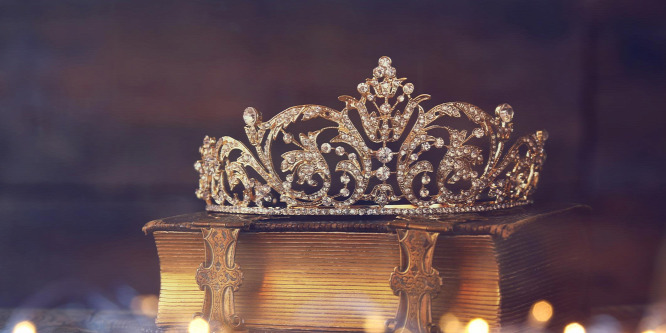 Kecskés Enikő lett a Miss Universe Hungary 2018. cím győztese