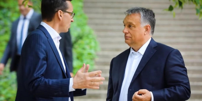 Orbán Viktorral kampányol a lengyel kormánypárt - videó