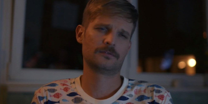 Olyan, mintha Puskás Peti maszturbálna a ValóVilág beharangozó videójában