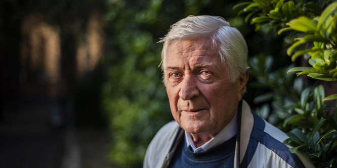 Egy legendás szinkronrendező és körülötte a történelem