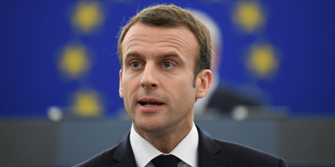 Emmanuel Macron előre hozta egy nappal a kormányülést, hogy utána elutazzon pihenni