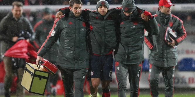 Hetekre kidőlt a Bayern München spanyol válogatott karmestere