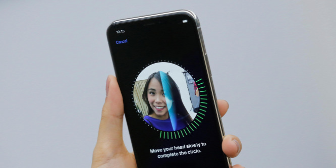 Frissített Face ID-t kaphatnak a következő iPhone-ok
