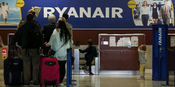 Kiszúr a Ryanair a szabályokat betartó utasaival