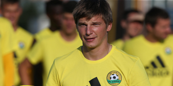 Átjár a falon és a pénzét akarja a futballista kísértete, állítja egy orosz férfi