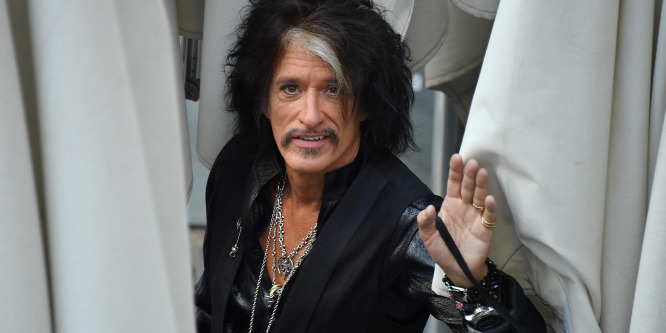 Fellépése után elájult az Aerosmith gitárosa