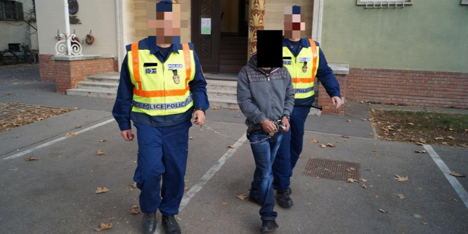 Mozgáskorlátozott asszonyt vertek meg és raboltak ki Nagytőkén