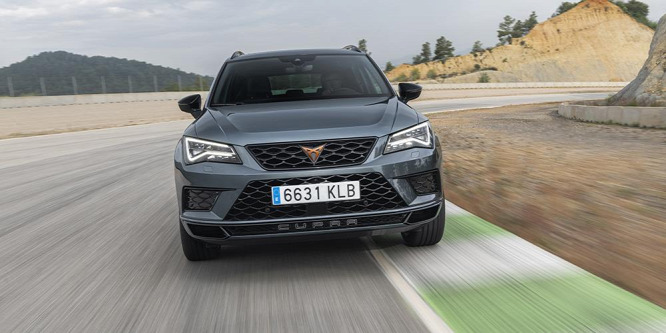 Itt a megoldás, ha nem telik Porsche terepjáróra - Cupra Ateca menetpróba