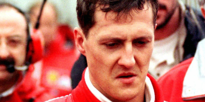 Senna leosztott egy sallert, Mansell az ő torkának esett