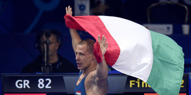 A budapesti vb-hős, Bácsi Péter a tengerben birkózott - képek