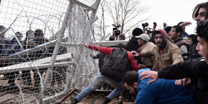 Megvédte a határt a migránsoktól, ezért Soros emberei levadászták