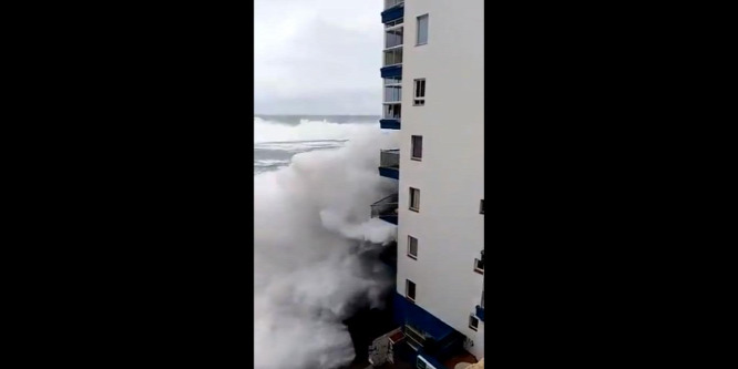 Tenerifén szállodákat ürítettek ki, hatalmas vihar csapott le